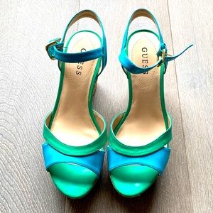 Guess two-color platform wedge sandals with ankle straps